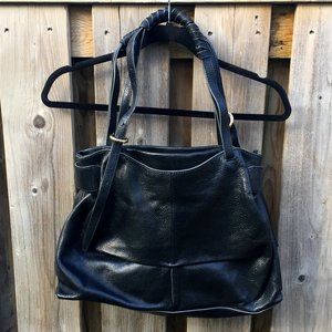 Luana black leather handbag w/adjustable straps